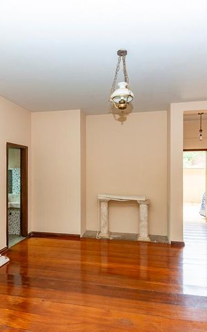 Casa à venda com 309m², 4 quartos e 3 vagasSala 2