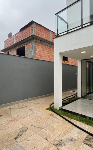 Casa à venda com 266m², 4 quartos e 2 vagas Casa à venda com 266m², 4 quartos e 2 vagasArea Gourmet