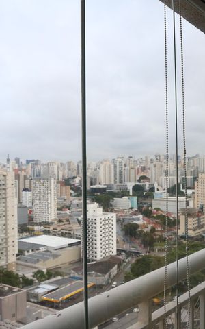 Apartamento à venda com 70m², 2 quartos e 1 vagaVaranda
