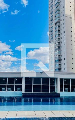 Apartamento à venda com 87m², 2 quartos e 2 vagas Apartamento à venda com 87m², 2 quartos e 2 vagasÁrea comum - Piscina