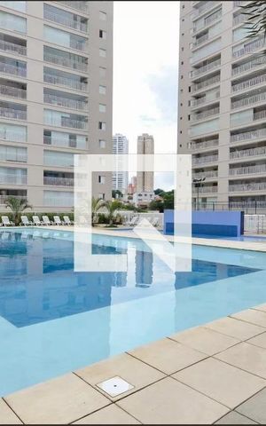 Apartamento à venda com 87m², 2 quartos e 2 vagas Apartamento à venda com 87m², 2 quartos e 2 vagasÁrea comum - Piscina