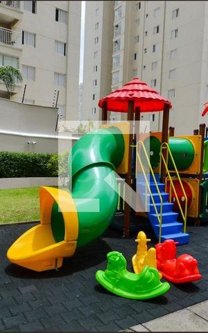 Apartamento à venda com 87m², 2 quartos e 2 vagas Apartamento à venda com 87m², 2 quartos e 2 vagasÁrea comum - Playground