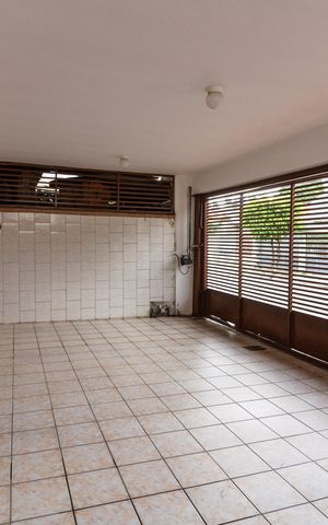 Casa à venda com 240m², 4 quartos e 3 vagasGaragem