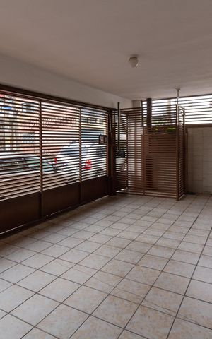 Casa à venda com 240m², 4 quartos e 3 vagasGaragem