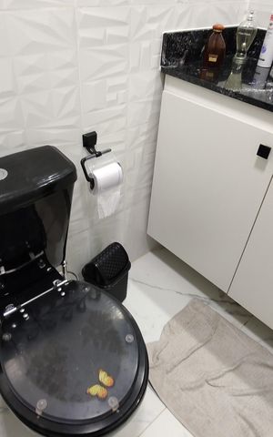 Apartamento à venda com 75m², 3 quartos e 1 vaga Apartamento à venda com 75m², 3 quartos e 1 vagaBanheiro da Suíte