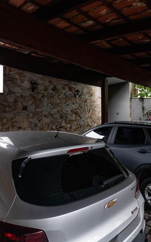 Casa à venda com 384m², 4 quartos e 2 vagas Casa à venda com 384m², 4 quartos e 2 vagasGaragem