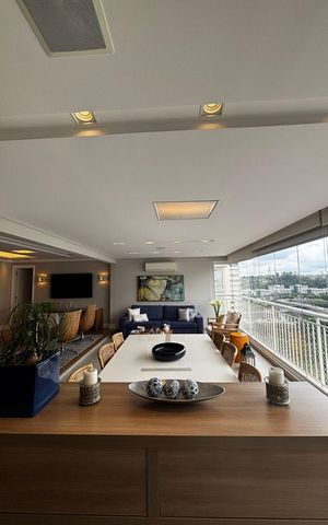Apartamento à venda com 160m², 3 quartos e 3 vagas