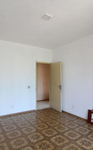 Casa para alugar com 110m², 2 quartos e 6 vagasSala