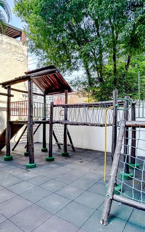 Apartamento à venda com 90m², 3 quartos e 2 vagasÁrea comum - Playground