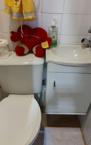 Apartamento para alugar com 60m², 2 quartos e 1 vaga Apartamento para alugar com 60m², 2 quartos e 1 vagaBanheiro da Suíte
