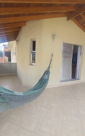 Casa à venda com 280m², 3 quartos e 2 vagas