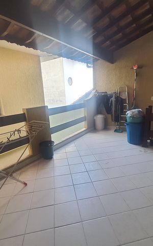 Casa à venda com 280m², 3 quartos e 2 vagas