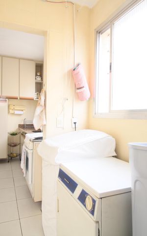 Apartamento à venda com 100m², 2 quartos e 2 vagasÁrea de Serviço