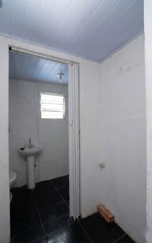 Casa à venda com 70m², 3 quartos e 1 vaga Casa à venda com 70m², 3 quartos e 1 vagaBanheiro