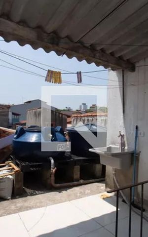 Casa à venda com 70m², 3 quartos e 1 vaga Casa à venda com 70m², 3 quartos e 1 vagaÁrea de serviço