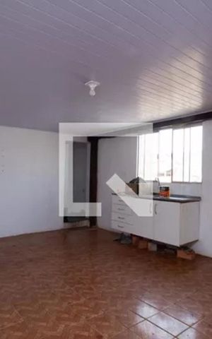 Casa à venda com 70m², 3 quartos e 1 vaga Casa à venda com 70m², 3 quartos e 1 vagaSala
