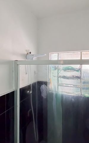 Casa à venda com 150m², 2 quartos e sem vaga Casa à venda com 150m², 2 quartos e sem vagaBanheiro - Piso Superior