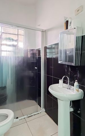Casa à venda com 150m², 2 quartos e sem vaga Casa à venda com 150m², 2 quartos e sem vagaBanheiro - Piso Superior