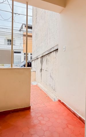 Casa à venda com 150m², 2 quartos e sem vaga Casa à venda com 150m², 2 quartos e sem vagaSala - Piso Superior