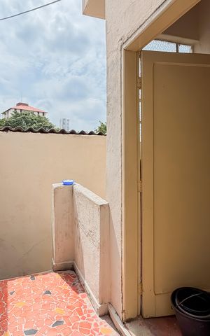 Casa à venda com 150m², 2 quartos e sem vaga Casa à venda com 150m², 2 quartos e sem vagaPiso Inferior - Quintal