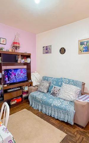 Casa à venda com 150m², 2 quartos e sem vaga Casa à venda com 150m², 2 quartos e sem vagaPiso Inferior - Sala
