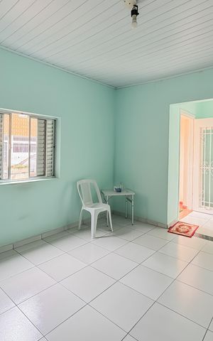 Casa à venda com 150m², 2 quartos e sem vaga Casa à venda com 150m², 2 quartos e sem vagaSala - Piso Superior