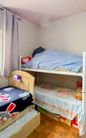 Casa à venda com 150m², 2 quartos e sem vaga Casa à venda com 150m², 2 quartos e sem vagaPiso Inferior - Quarto