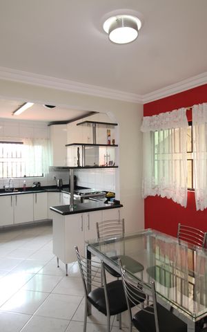 Casa à venda com 216m², 3 quartos e 5 vagasCozinha / Sala de Jantar