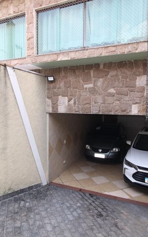 Casa à venda com 216m², 3 quartos e 5 vagasGaragem
