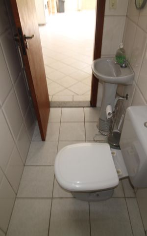 Casa à venda com 216m², 3 quartos e 5 vagasLavabo