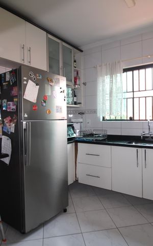 Casa à venda com 216m², 3 quartos e 5 vagasCozinha / Sala de JantarCozinha / Sala de Jantar