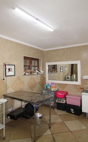 Casa à venda com 216m², 3 quartos e 5 vagasÁrea de Serviço