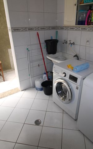 Casa à venda com 216m², 3 quartos e 5 vagasÁrea de Serviço