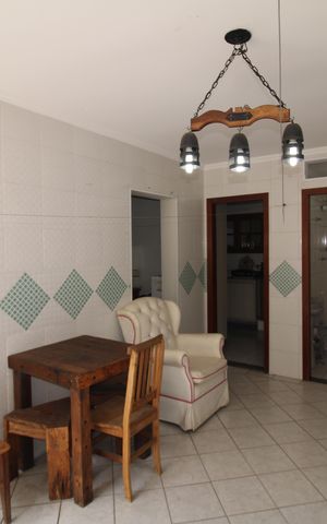 Casa à venda com 216m², 3 quartos e 5 vagasÁrea de Serviço