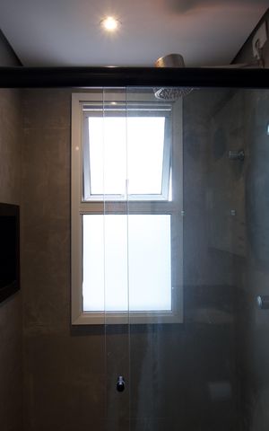 Studio à venda com 30m², 1 quarto e 1 vaga Studio à venda com 30m², 1 quarto e 1 vagaBanheiro