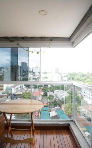 Studio à venda com 30m², 1 quarto e 1 vaga Studio à venda com 30m², 1 quarto e 1 vagaSacada
