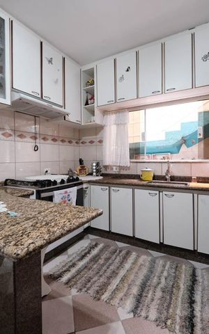 Casa à venda com 192m², 4 quartos e 2 vagasCozinha