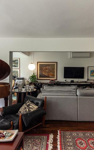Apartamento à venda com 154m², 2 quartos e 2 vagas Apartamento à venda com 154m², 2 quartos e 2 vagasSala