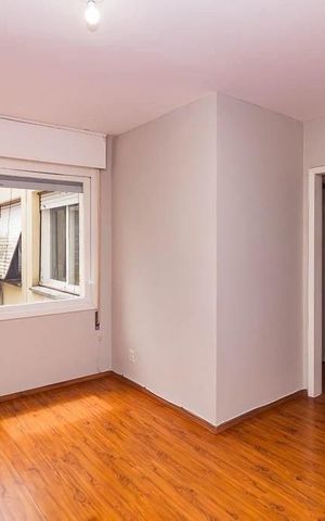 Apartamento à venda com 41m², 1 quarto e sem vaga Apartamento à venda com 41m², 1 quarto e sem vagaSala