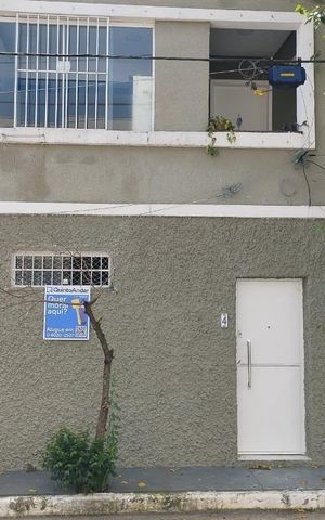 Casa para alugar com 80m², 2 quartos e sem vaga Casa para alugar com 80m², 2 quartos e sem vagaFachada