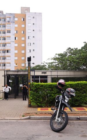 Apartamento à venda com 44m², 2 quartos e 1 vagaFachada do condomínio