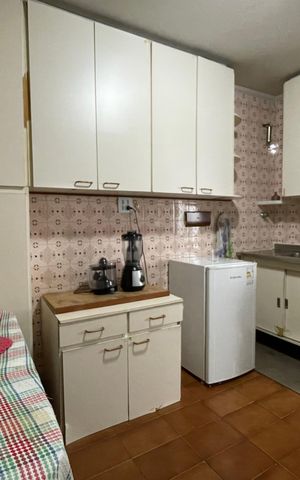 Apartamento à venda com 72m², 2 quartos e sem vaga Apartamento à venda com 72m², 2 quartos e sem vagaCozinha - Armários
