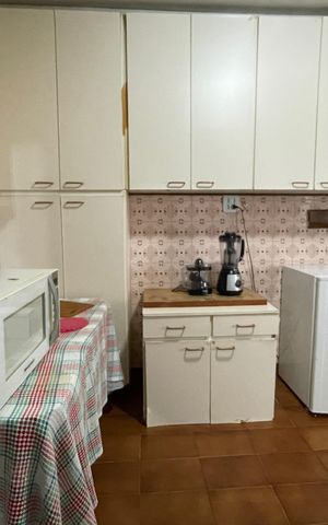 Apartamento à venda com 72m², 2 quartos e sem vaga Apartamento à venda com 72m², 2 quartos e sem vagaCozinha - Armários