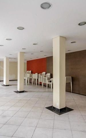 Apartamento à venda com 74m², 3 quartos e 1 vaga Apartamento à venda com 74m², 3 quartos e 1 vagaÁrea comum - Salão de festas