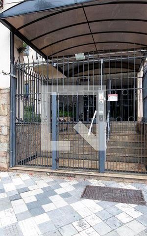 Apartamento à venda com 74m², 3 quartos e 1 vaga Apartamento à venda com 74m², 3 quartos e 1 vagaFachada