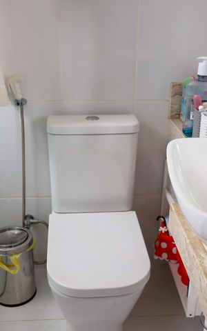 Apartamento à venda com 74m², 3 quartos e 1 vaga Apartamento à venda com 74m², 3 quartos e 1 vagaBanheiro da Suíte 2