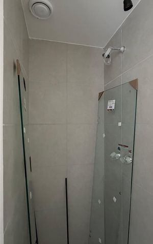 Apartamento à venda com 46m², 2 quartos e 1 vaga Apartamento à venda com 46m², 2 quartos e 1 vagaBanheiro social