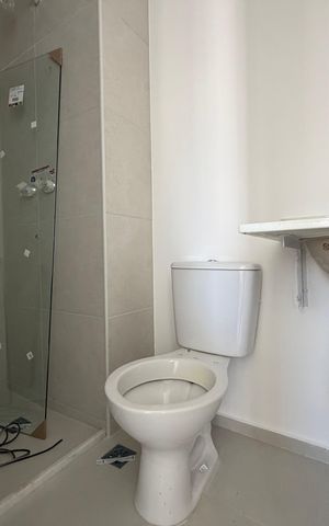 Apartamento à venda com 46m², 2 quartos e 1 vaga Apartamento à venda com 46m², 2 quartos e 1 vagaBanheiro social