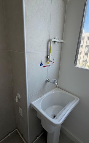 Apartamento à venda com 46m², 2 quartos e 1 vaga Apartamento à venda com 46m², 2 quartos e 1 vagaÁrea de serviço