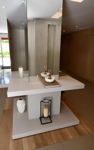 Apartamento à venda com 77m², 3 quartos e 2 vagasHall social